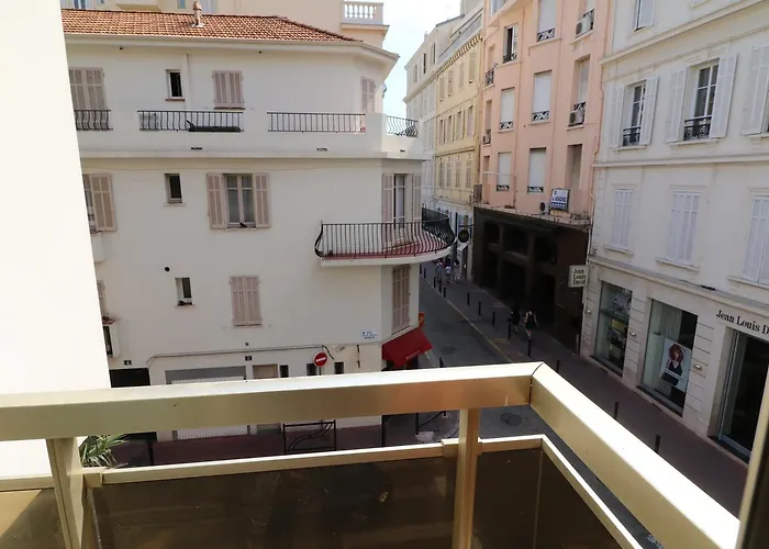 2 Bedroom, 2 Bathrooms, 2 Mins From The Croisette, Monod 348 Apartamento