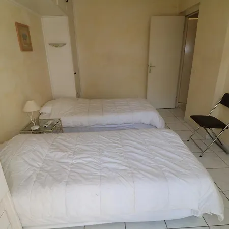 2 Bedroom, 2 Bathrooms, 2 Mins From The Croisette, Monod 348 *