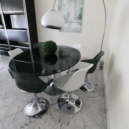 2 Bedroom, 2 Bathrooms, 2 Mins From The Croisette, Monod 348 *